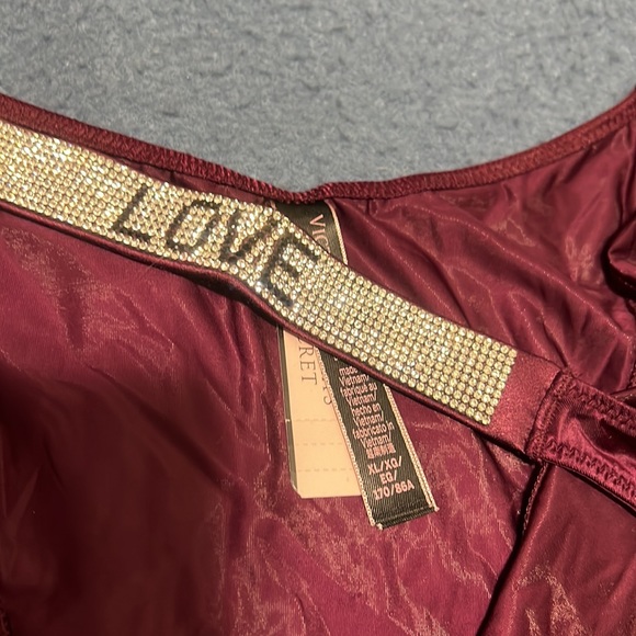 New Victoria’s Secret Shein Brazilian XL - Picture 2 of 3